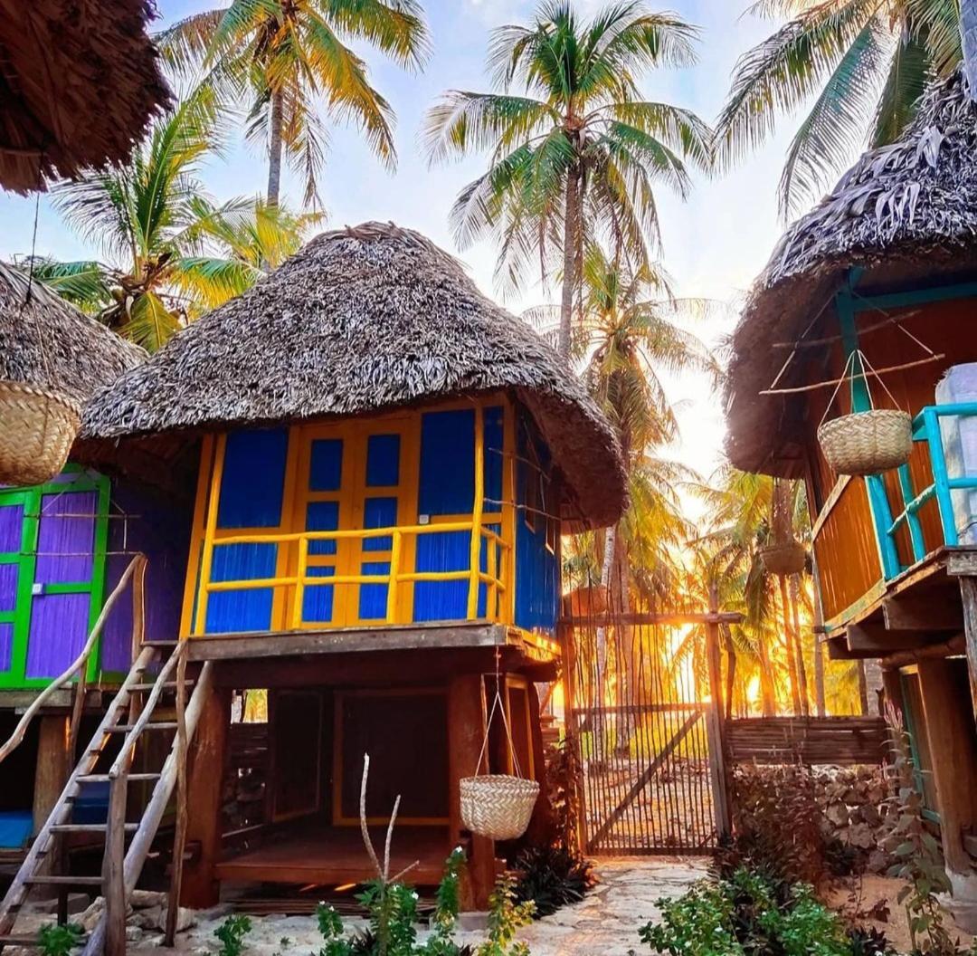 Cocokabanasrote Apartment Nembrala Exterior photo